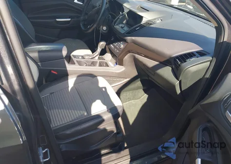 2018 Ford Escape Se from USA, damaged, VIN 1FMCU9GD9JUA78037